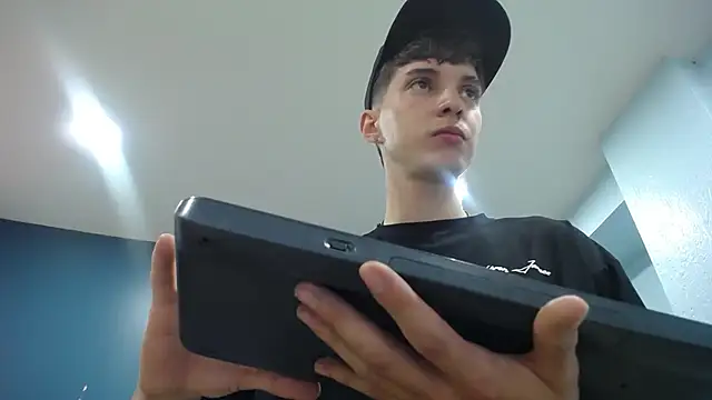 Snapshot of Jheampiiero chatting on November 27, 2025, 12:38 pm Jheampiiero online show from November 27, 2025, 12:38 pm