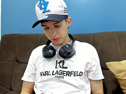 Jheampiiero online show from February 3, 2026, 9:53 pm