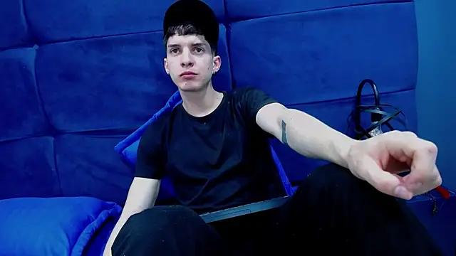 Snapshot of Jheampiiero chatting on October 2, 2025, 2:31 pm Jheampiiero online show from October 2, 2025, 2:31 pm