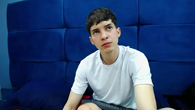 Snapshot of Jheampiiero chatting on October 12, 2025, 1:45 pm Jheampiiero online show from October 12, 2025, 1:45 pm