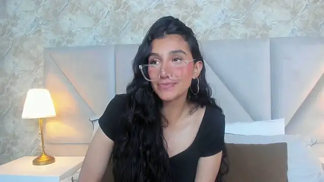 ValentiinaCruz online show from October 20, 2025, 10:21 pm