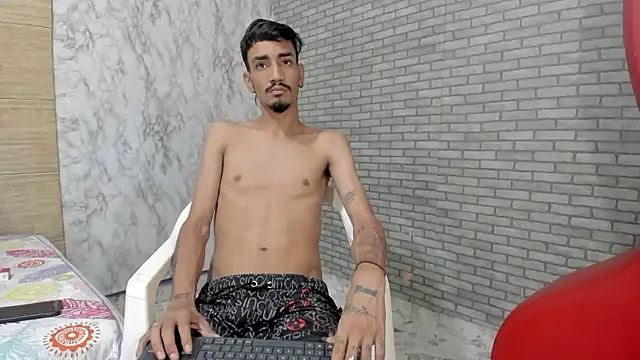 Snapshot of Sexvergon_26 chatting on January 17, 2026, 7:39 pm Sexvergon 26 online show from January 17, 2026, 7:39 pm