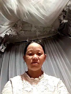 MaiHoa69 online show from October 7, 2025, 9:16 pm