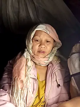 MaiHoa69 online show from December 22, 2025, 12:55 am