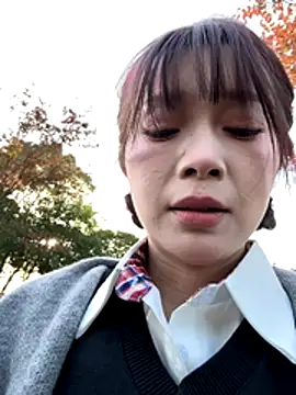 xiaoqiao ss online show from November 28, 2025, 7:41 am