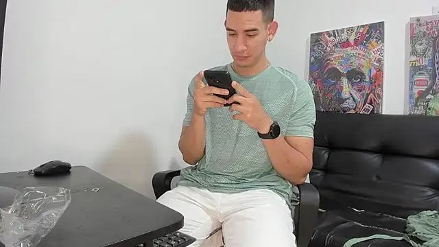 Mike3Xxx online show from October 2, 2025, 1:31 am