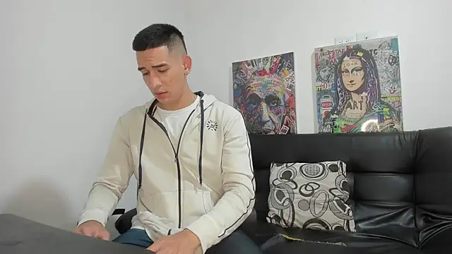 Mike3Xxx online show from September 27, 2025, 1:56 am