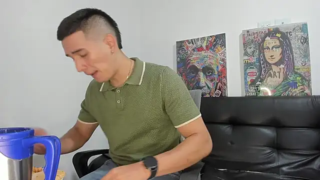 Mike3Xxx online show from September 28, 2025, 1:34 am