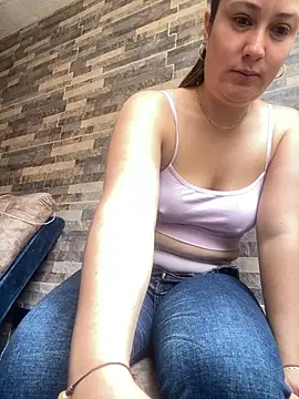 Snapshot of Abby-LS chatting on February 6, 2026, 5:20 pm Abby-LS online show from February 6, 2026, 5:20 pm