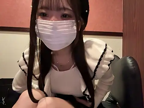 Snapshot of nano-da-u chatting on October 18, 2025, 2:52 pm nano-da-u online show from October 18, 2025, 2:52 pm