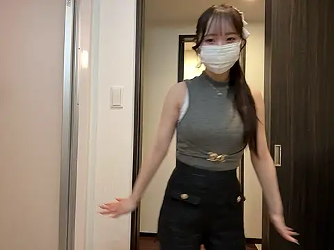 Snapshot of nano-da-u chatting on October 7, 2025, 5:25 pm nano-da-u online show from October 7, 2025, 5:25 pm