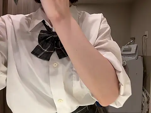 nano-da-u online show from May 21, 2026, 2:58 pm
