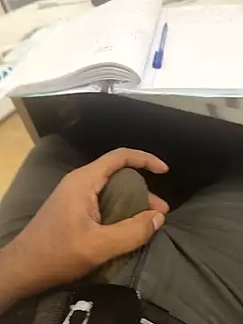 hotboy43339 online show from October 22, 2025, 3:28 am