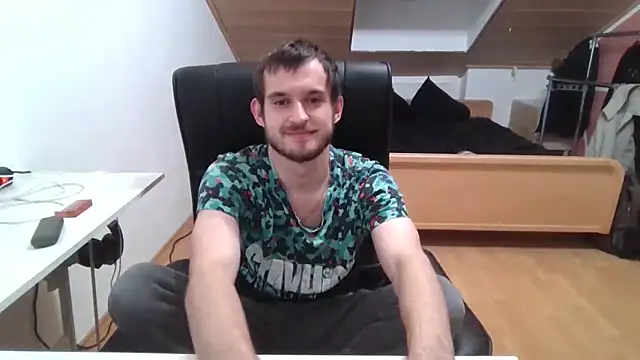 Bez3ybik online show from October 30, 2025, 2:43 am