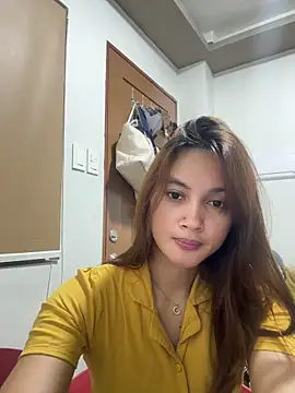 LanySylvia online show from November 13, 2025, 4:11 pm