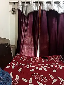 MEERAcle online show from March 11, 2026, 5:56 am