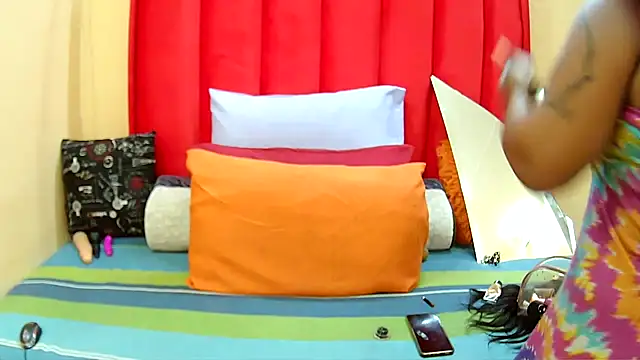 Snapshot of BigAssjuicy26 chatting on November 29, 2025, 6:19 pm BigAssjuicy26 online show from November 29, 2025, 6:19 pm