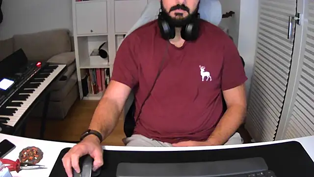 Velvetvoyager69 online show from November 7, 2025, 8:46 pm