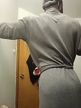 MoonlikePolicy727 online show from December 16, 2025, 6:12 pm