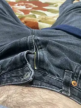 Snapshot of wwwiiilll chatting on October 19, 2025, 5:48 pm wwwiiilll online show from October 19, 2025, 5:48 pm