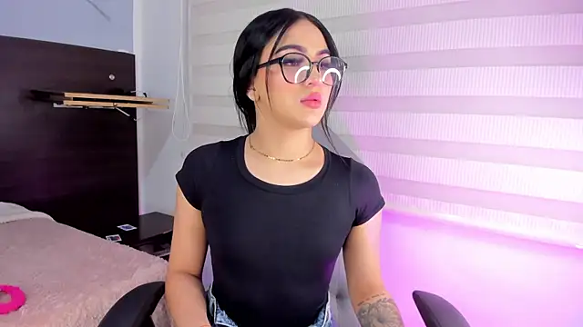 Snapshot of miss__ivyy chatting on September 28, 2025, 5:36 am miss ivyy online show from September 28, 2025, 5:36 am