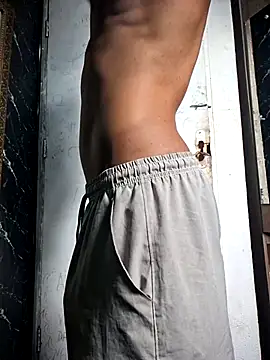 Snapshot of blacksilva369 chatting on December 20, 2025, 4:54 pm blacksilva369 online show from December 20, 2025, 4:54 pm