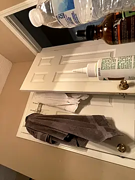 Snapshot of huhgtr chatting on November 25, 2025, 3:01 pm huhgtr online show from November 25, 2025, 3:01 pm