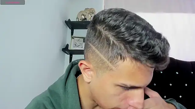 kevin ahss online show from April 15, 2026, 8:42 pm