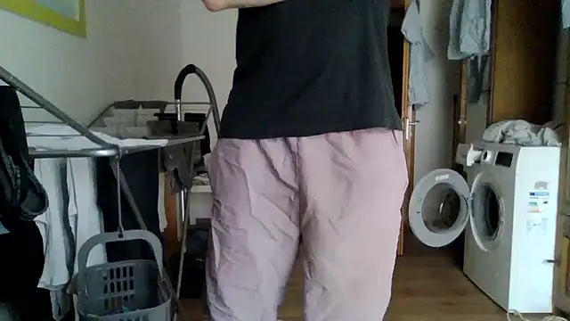 XLBarehengst online show from April 4, 2026, 10:11 am