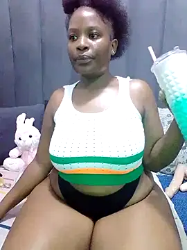 MrsMxx25 online show from October 21, 2025, 4:39 pm