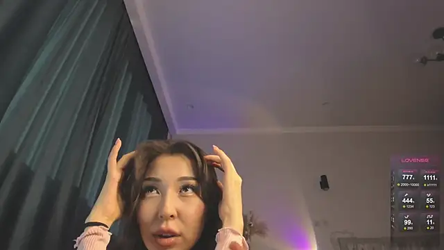 Snapshot of devaivy chatting on September 27, 2025, 11:27 am devaivy online show from September 27, 2025, 11:27 am
