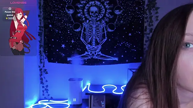 Snapshot of Angelic-pearl chatting on April 11, 2026, 7:05 am Angelic-pearl online show from April 11, 2026, 7:05 am