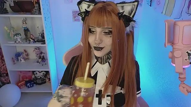 Nana stolass online show from April 29, 2026, 8:37 pm