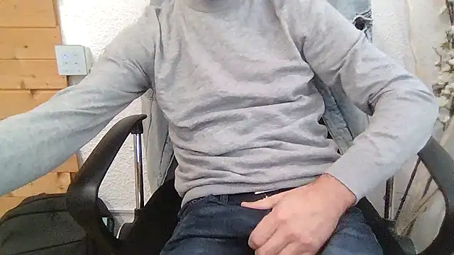 Snapshot of Edu7911 chatting on November 14, 2025, 11:36 am Edu7911 online show from November 14, 2025, 11:36 am