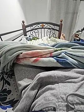 fena-sikerimmm online show from September 8, 2025, 10:42 pm