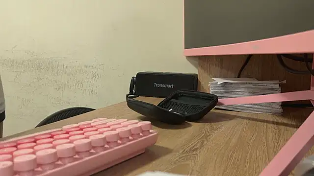 Snapshot of danisml134 chatting on November 13, 2025, 1:20 am danisml134 online show from November 13, 2025, 1:20 am