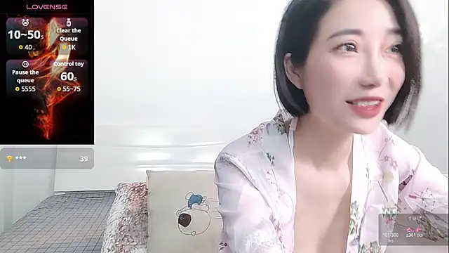 YIWA-2000 online show from May 14, 2026, 3:58 am