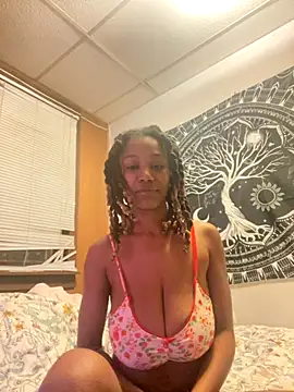 ComotoseKittyn online show from October 4, 2025, 3:19 am