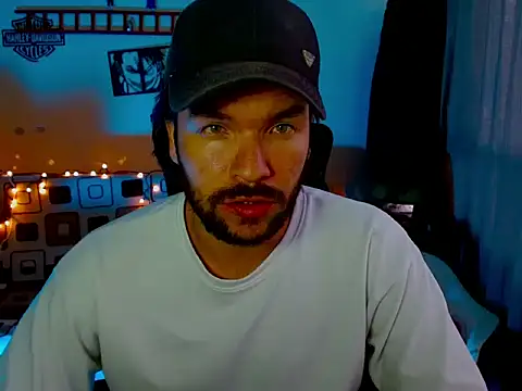 cortelioni massimo  online show from February 7, 2026, 8:39 pm