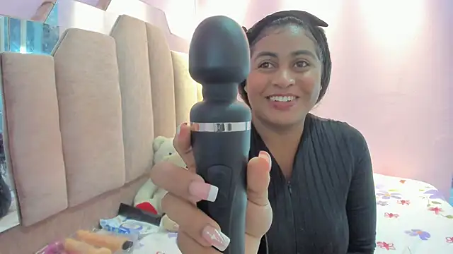 Snapshot of AndreaSweet2 chatting on November 29, 2025, 7:47 pm AndreaSweet2 online show from November 29, 2025, 7:47 pm