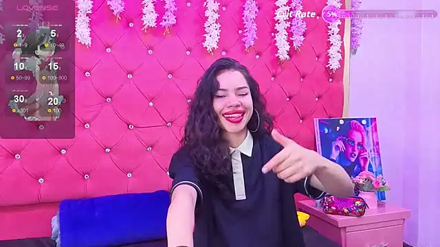 Nanis James online show from November 20, 2025, 2:34 am