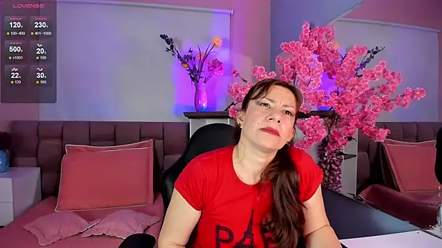 AmaraMoon  online show from October 9, 2025, 8:42 pm