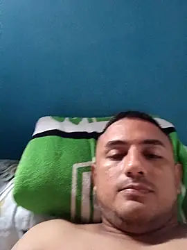 Geral Yeraldyn09 online show from September 20, 2025, 9:42 pm