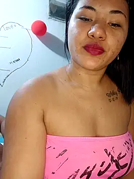 Geral Yeraldyn09 online show from September 24, 2025, 1:35 am