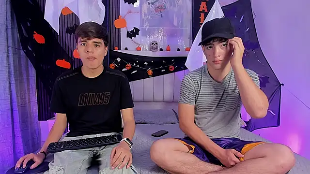 Snapshot of sweet_petter chatting on October 18, 2025, 12:40 pm sweet petter online show from October 18, 2025, 12:40 pm