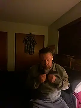 DAZZZ7878 online show from October 6, 2025, 10:27 am