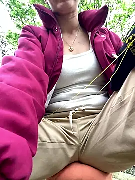 Huong-Ly online show from February 24, 2026, 1:50 am