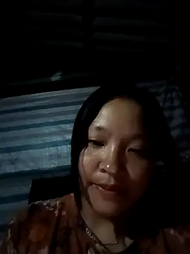 MuiNay online show from October 8, 2025, 10:32 pm