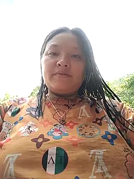 MuiNay online show from October 8, 2025, 8:49 am