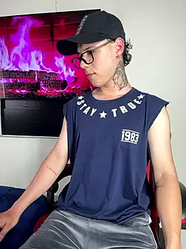 Snapshot of jordan_422 chatting on January 14, 2026, 9:07 pm jordan 422 online show from January 14, 2026, 9:07 pm